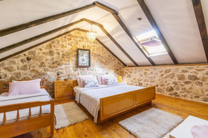 Rustical Resort Kokorići with Shared Outdoor Swimming Pool - One Bedroom Apartment with Terrace - foto 12