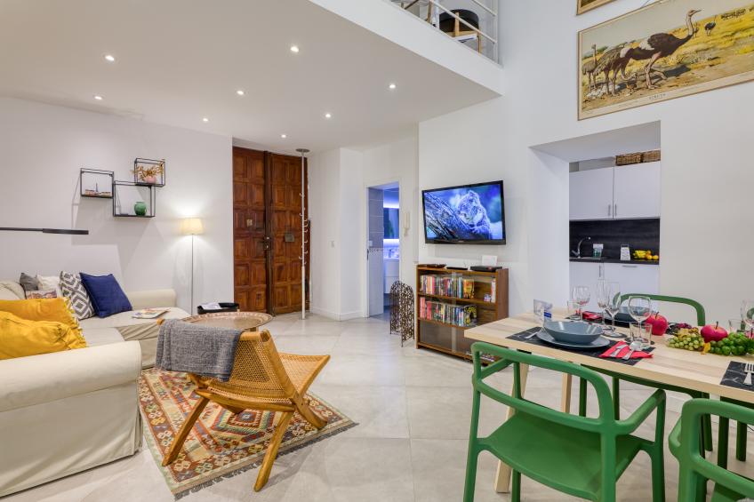 Two Levels Apt In Historical Building - foto 2