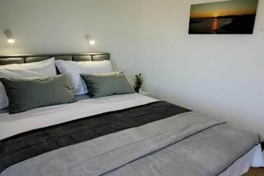 Villa Sunrise with Outdoor Pool - 4 Bedroom & Pool - foto 10