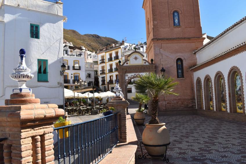 Zentral gelegene Wohnung - foto 11