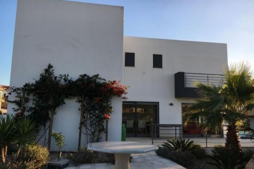 Moderne Villa mit privatem Pool und Meerblick - foto 8