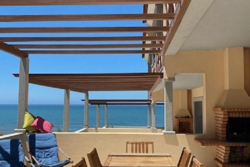 SUNSET HOUSE WITH SEAVIEW & TERRACE by VACATIONY