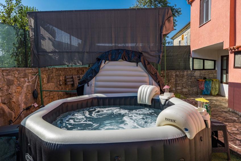Kristijan & Jelena - Pool, Jacuzzi, Playground - foto 9