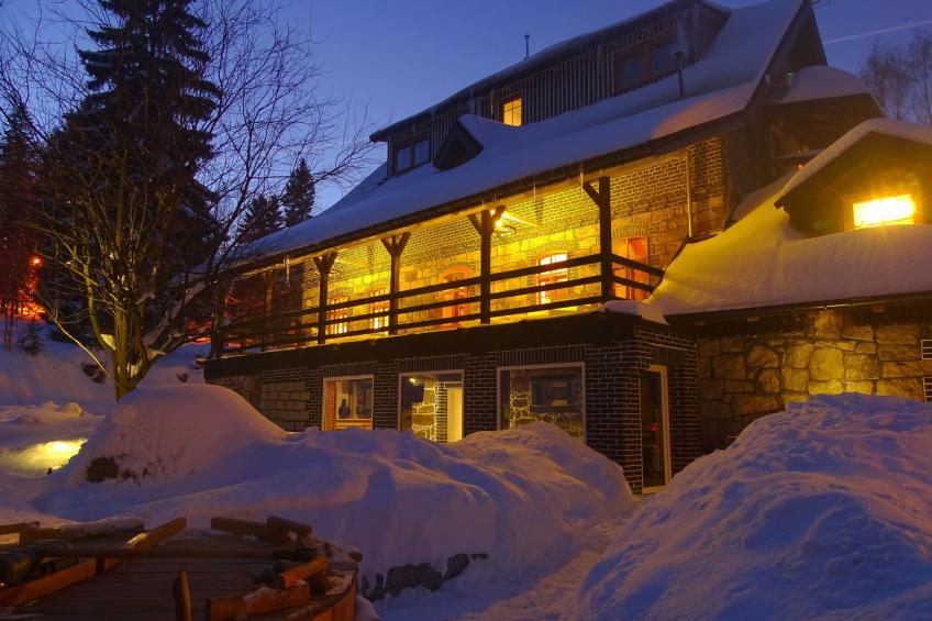 Exklusives Ferienhaus mit Schwimmbad direkt am Wasser - foto 60