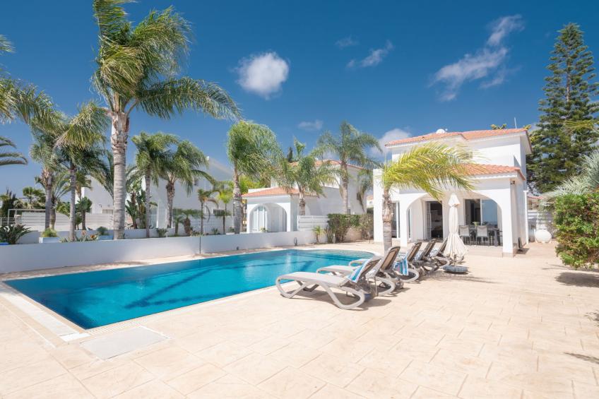 "Sunrise 11 Meeresfront" - foto 2