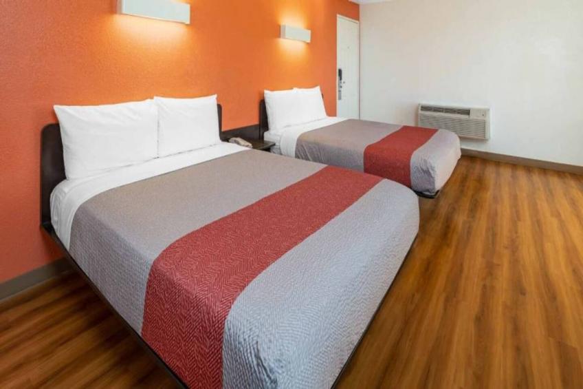 2 Full Beds  Micfridge - foto 3
