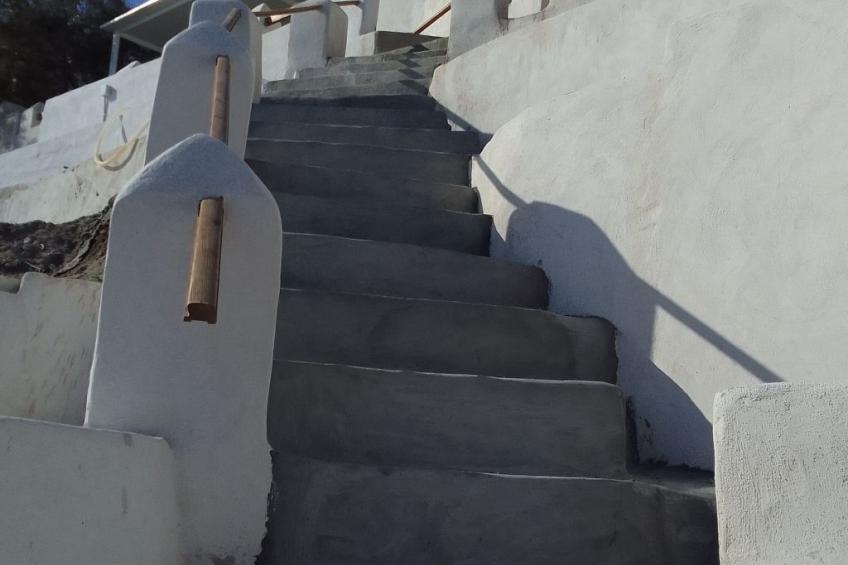 Charmantes Ferienhaus in Ia mit Privater Terrasse - foto 5