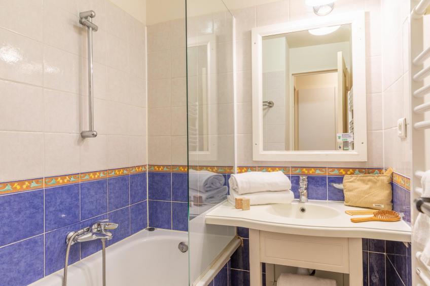 Pierre & Vacances Village Pont Royal en Provence Apartment 5 people - 1 bedroom - Balcony or terrace - Air-conditioned - Renovated - foto 8