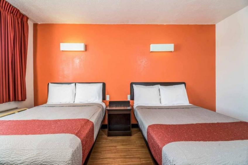 2 Queen Beds  Non-Smoking - foto 10