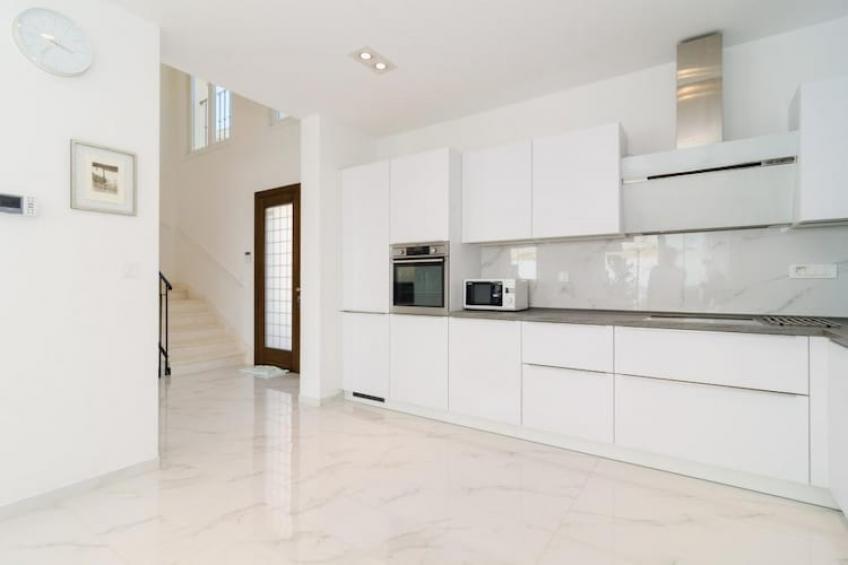Villa Orlando - Five Bedroom Villa with Swimming Pool and Sea View - foto 13