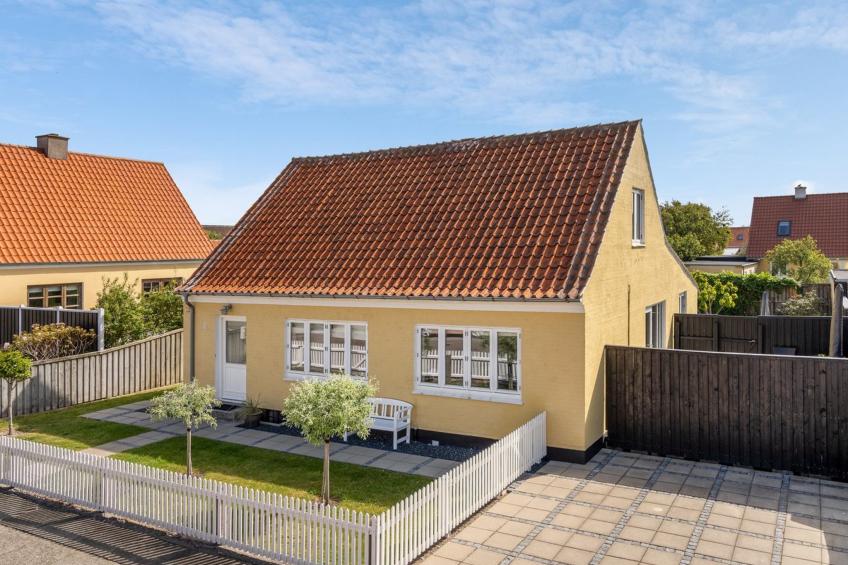 "Caranus" - 900m from the sea in NW Jutland