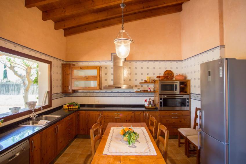 Finca mit Tennisplatz und Schwimmbad - foto 34