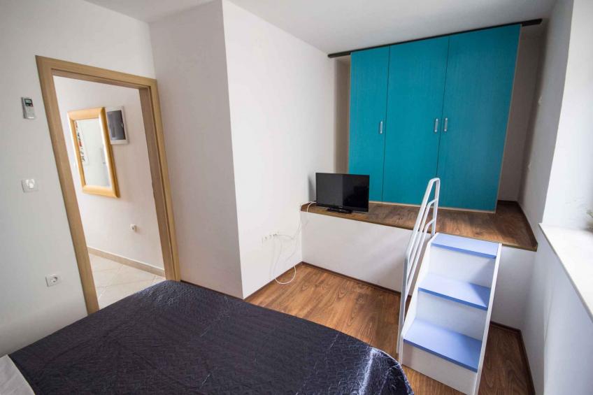 Vakantiewoning in de oude binnenstad en in de buurt van het strand - VW-ZRMD - foto 10
