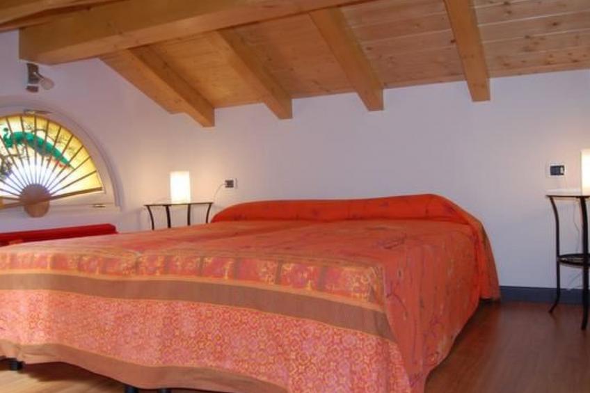 Rustikales Haus in ruhiger Lage mit  Seesicht - foto 8