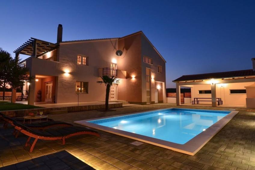 Villa With Pool - foto 21