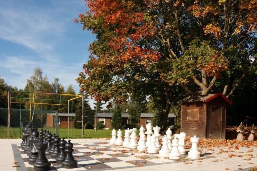 mit vielen Freizeitmöglichkeiten