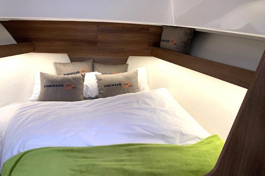 Yacht Overtime im Hafen der Marina Braunsbedra - foto 8