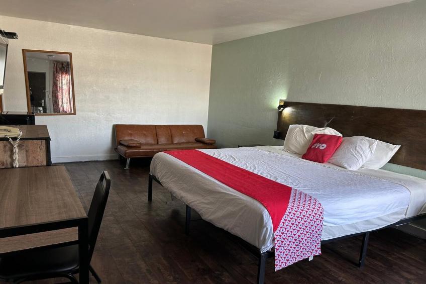 King Bed with Sofa Bed - foto 9