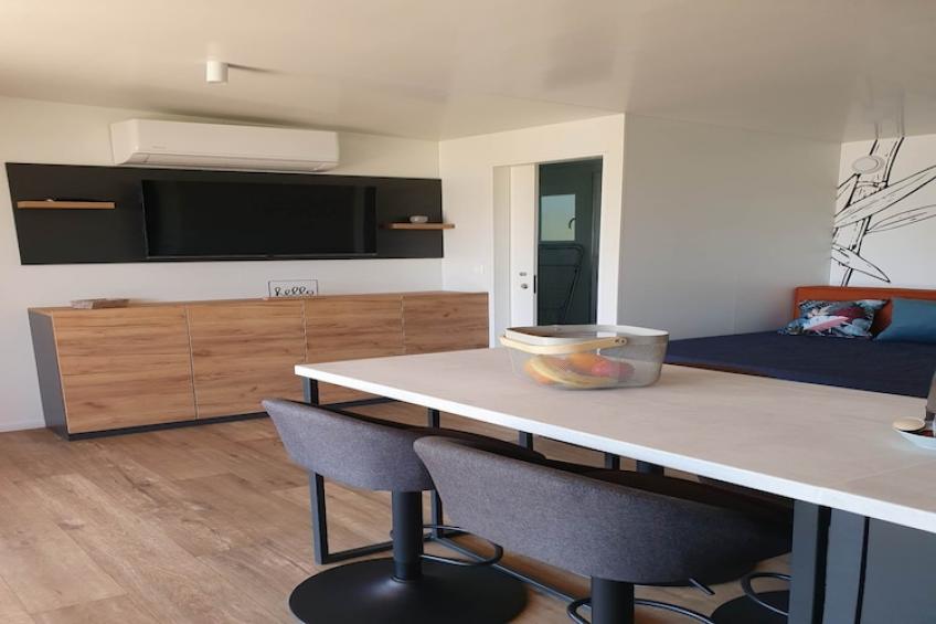 Mobile Homes Karlo & Dino - Superior Two Bedroom Mobile Home with Terrace - Karlo - foto 3