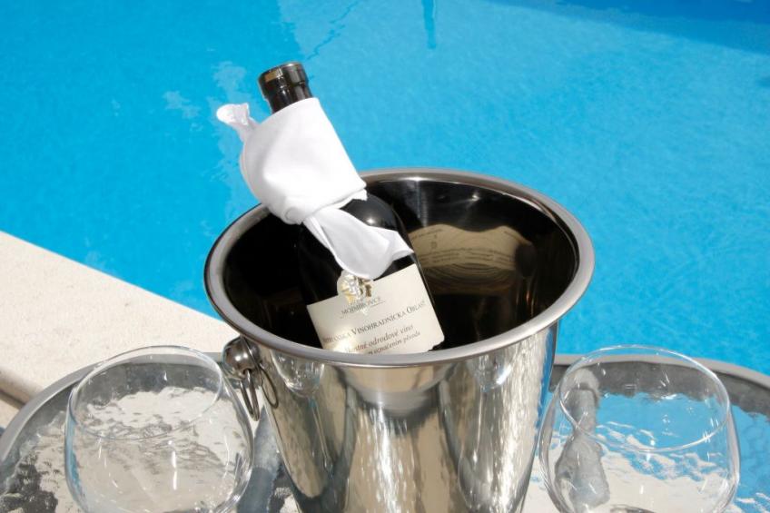 mit zwei Schlafzimmern und Pool - foto 3