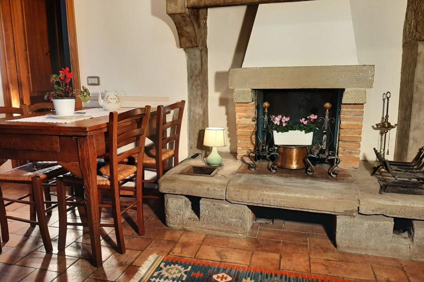 Wohnung in einem historischen Steinhaus - foto 4