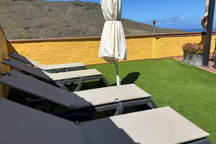 Haus mit beheiztem Schwimmbad, Berg- und Meerblick - foto 35