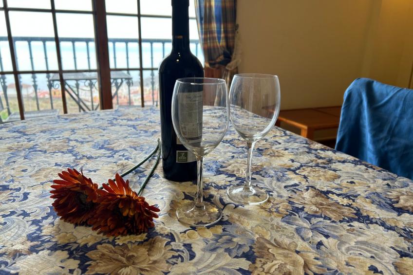 Apartment mit Balkon und Meerblick - foto 3