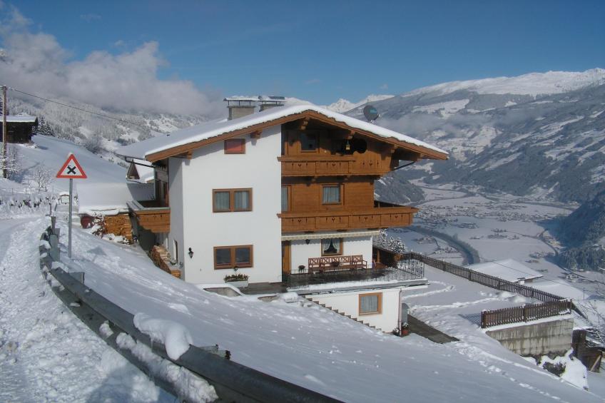 Apartments home, Hippach im Zillertal-WHG klein EG