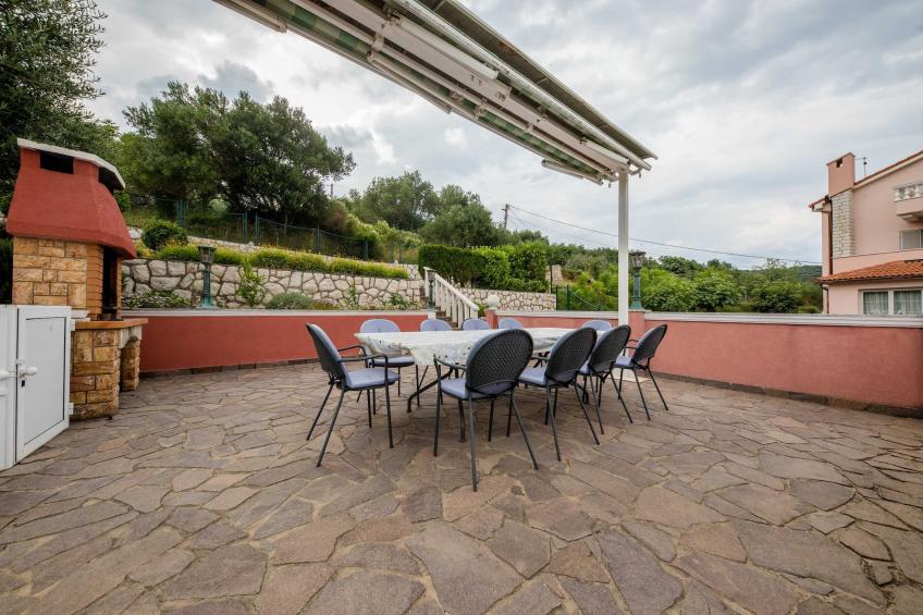 Guest House Villa Anggela - Comfort Triple room with Balcony and Sea View (Br4) - foto 6