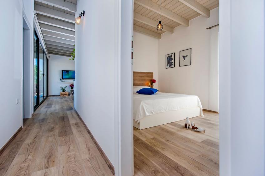 Vollständig freistehende Designervilla mit Infinity-Pool - foto 29