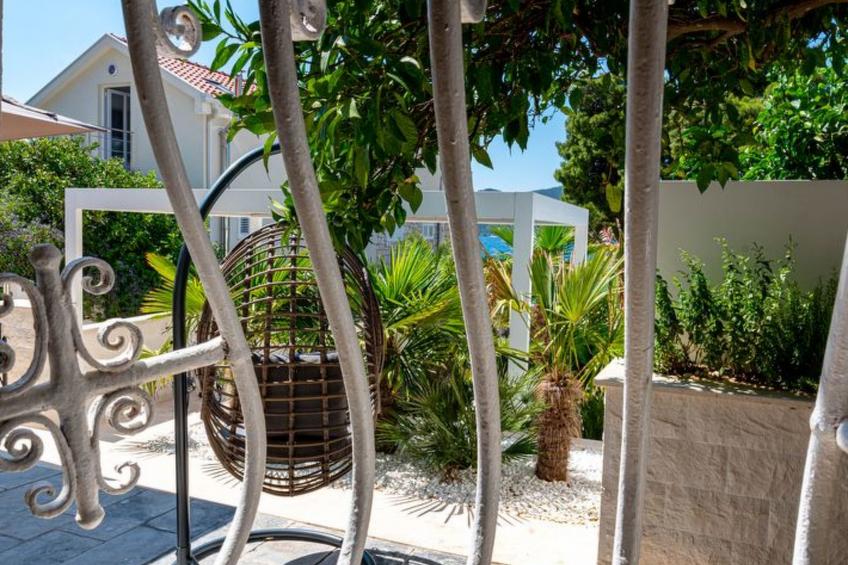 Suartini Viganj mit einem Jakuzzi - foto 52