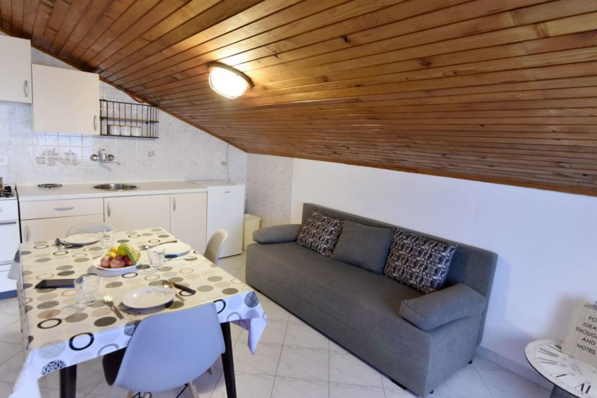 SILVA 2+1 2. KAT - foto 3