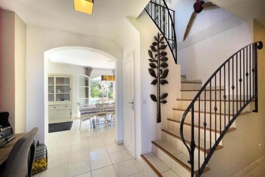 Ma Villa En Provence, Villa De Standing Et Piscine, Domaine De Pont-royal - foto 16