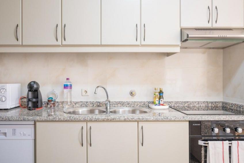 Meerblick First Line mit 2 Pools 5 - foto 26