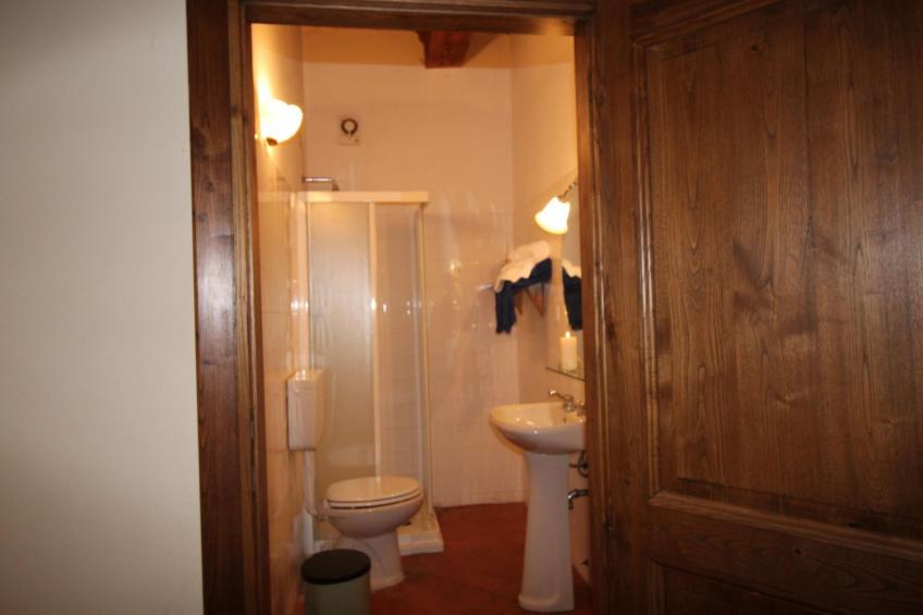 Wohnung in einer alten Villa mit Schwimmbad - foto 17