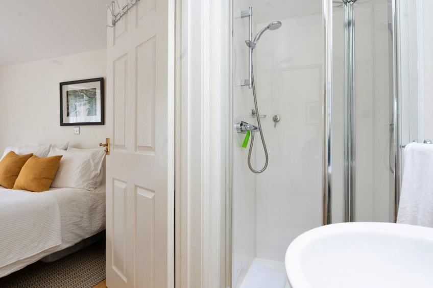 Hermon Bach - foto 31