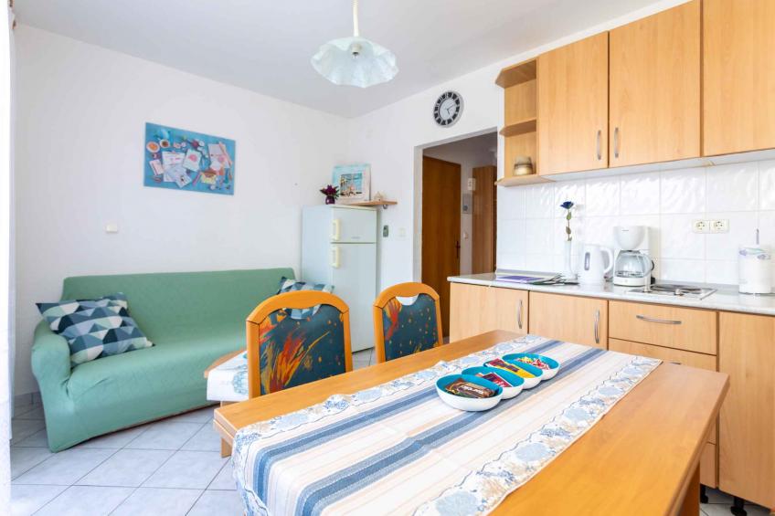 Holiday apartment for 4 people with air conditioning, wifi, near the center - BF-B4RZK - foto 13