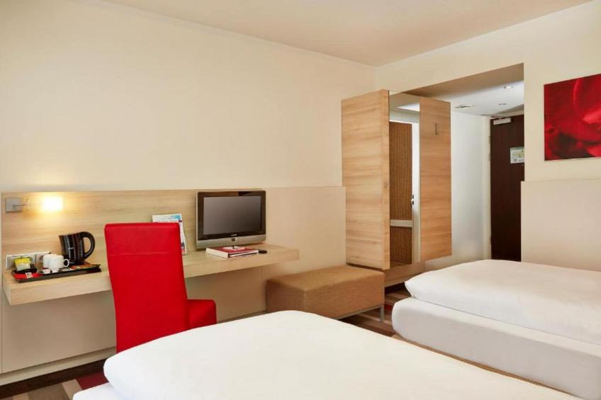 Sunday Hotel Bad Soden Double Room - foto 26