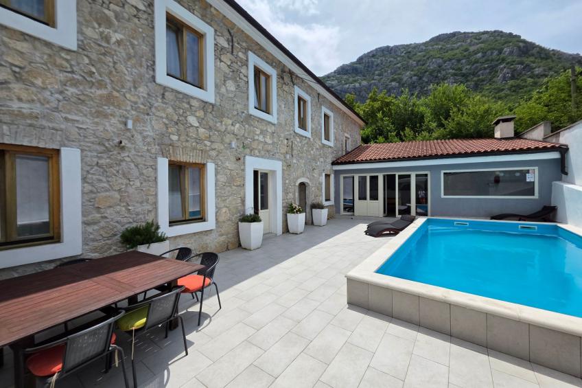 Steinhaus mit privatem Außenpool - foto 44