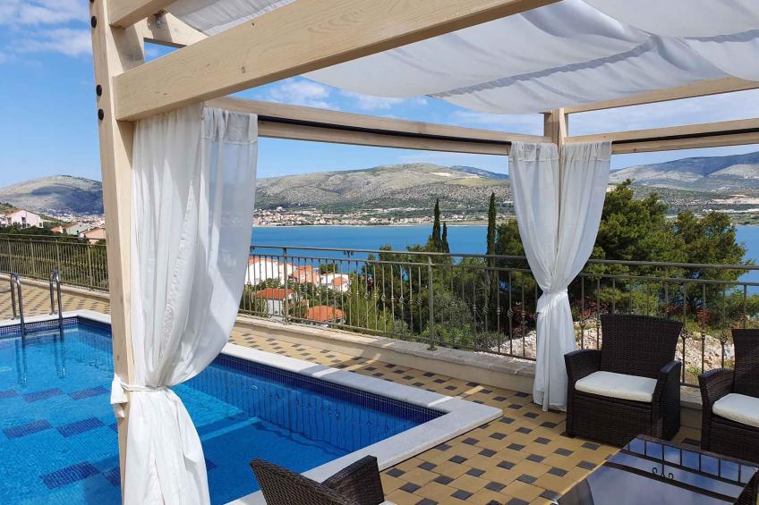 Holiday house mit Pool - BF-YX9WK - foto 10