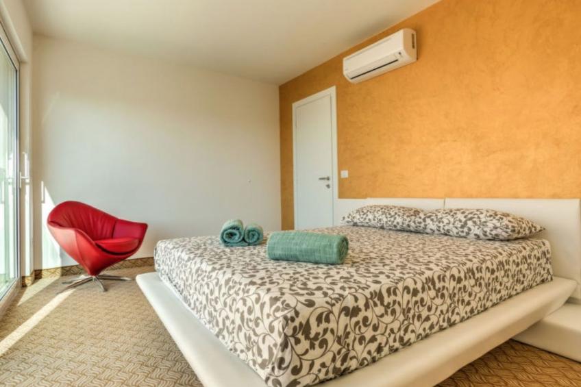 Wohnung "Lovrecica" mit Blick auf das Wasser - foto 7