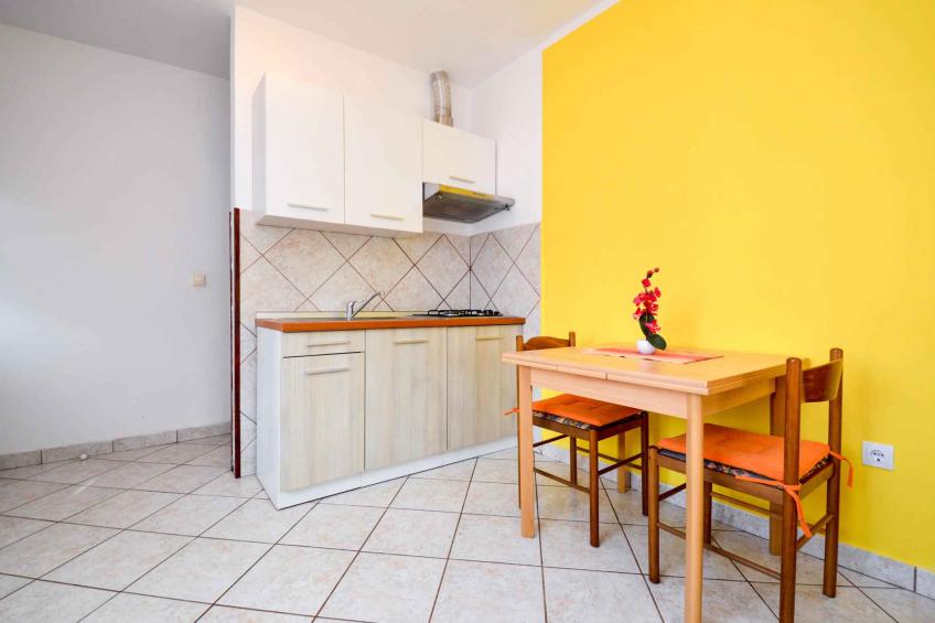 Vakantiewoning met airconditioning en terras - VW-B8M9 - foto 10