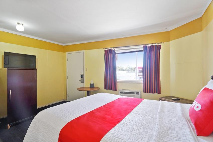 Queen Bed