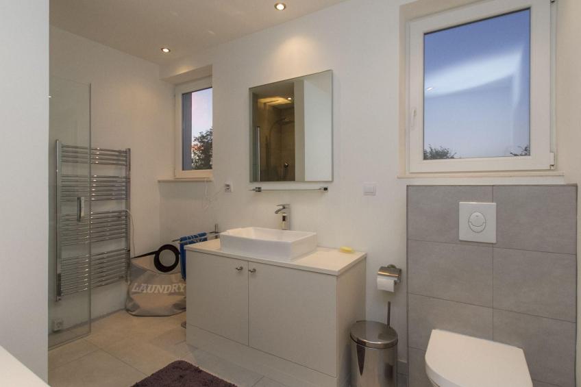 Villa mit Pool - foto 22