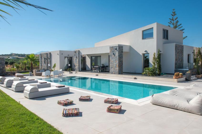 Luxuriös gestaltete Villa mit privatem Pool