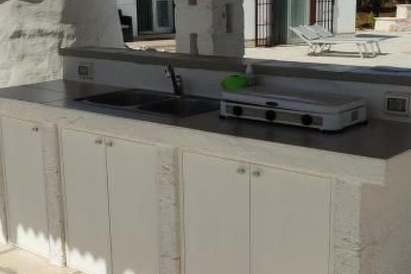 Rundes Steinhaus mit Whirlpool - foto 21