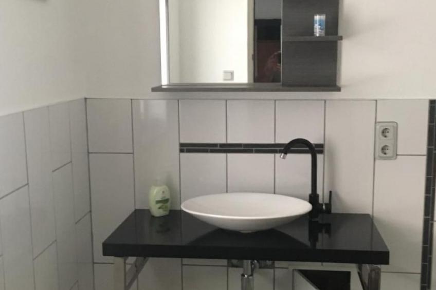 Charmantes Appartement mit Grill und Garten - foto 3