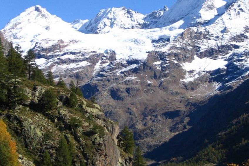 Helle, panoramische Wohnung in den Alpen. - foto 18