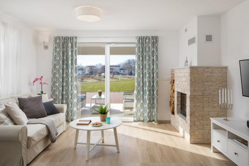 Charmante Villa mit gepflegtem Garten und beheiztem Pool - foto 8