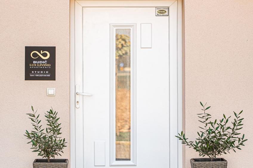 Elegant and Stylish Retreat Apartments with Terrace - Studio Apartment with Terrace - foto 27